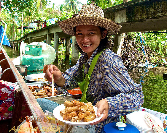 Spring Rolls on the Way to the Floating Market