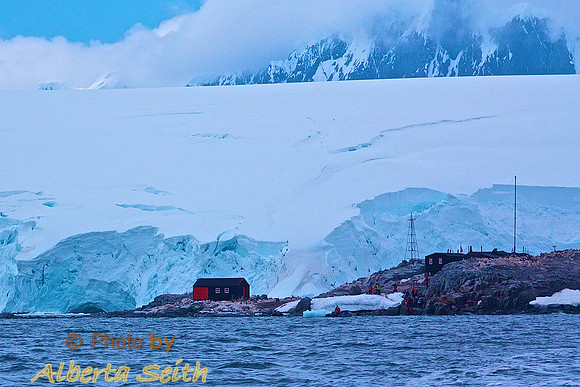 Port Lockroy by sea