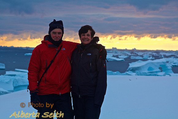Night hike and cruise at Port Charcot on the western edge of the lemaire Channel